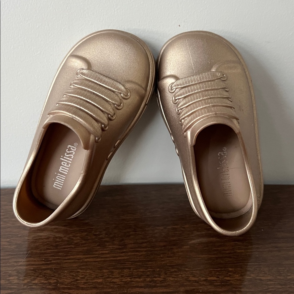 Mini Melissa Metallic Gold/Bronze Sneakers Size 5 Toddler - Picture 11 of 12